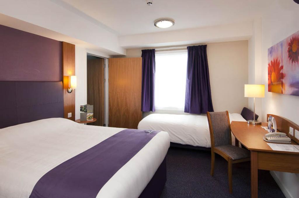 Premier Inn Newcastle Quayside 部屋 写真