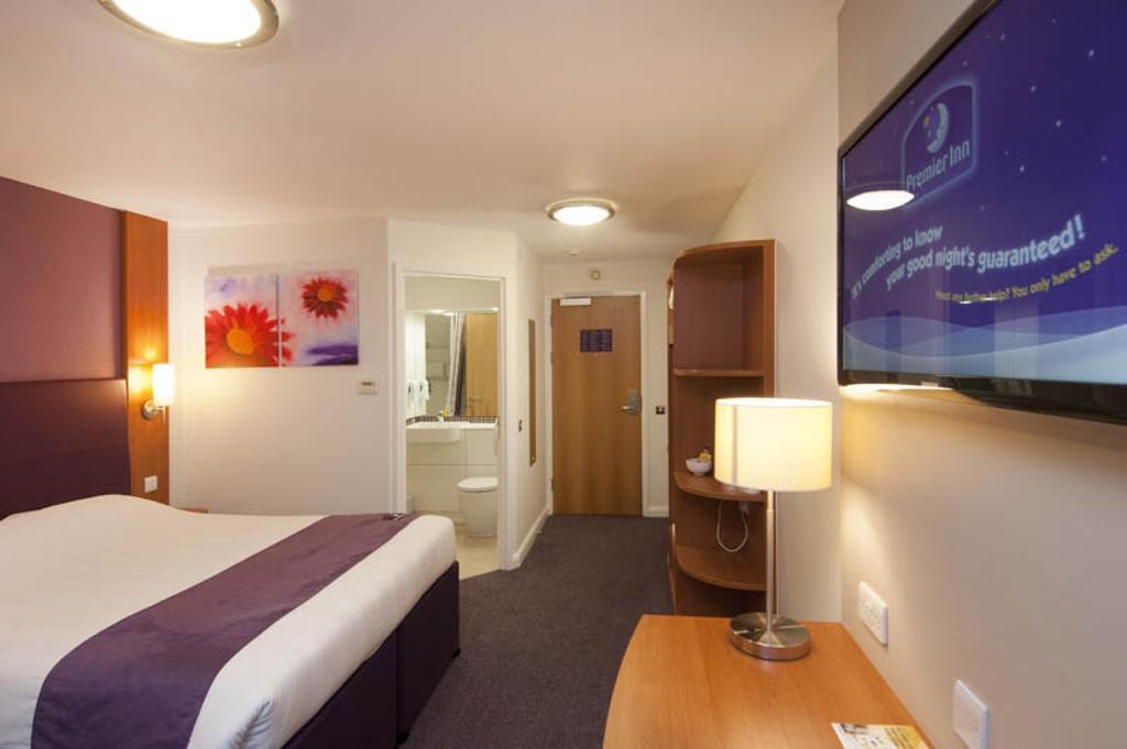 Premier Inn Newcastle Quayside エクステリア 写真