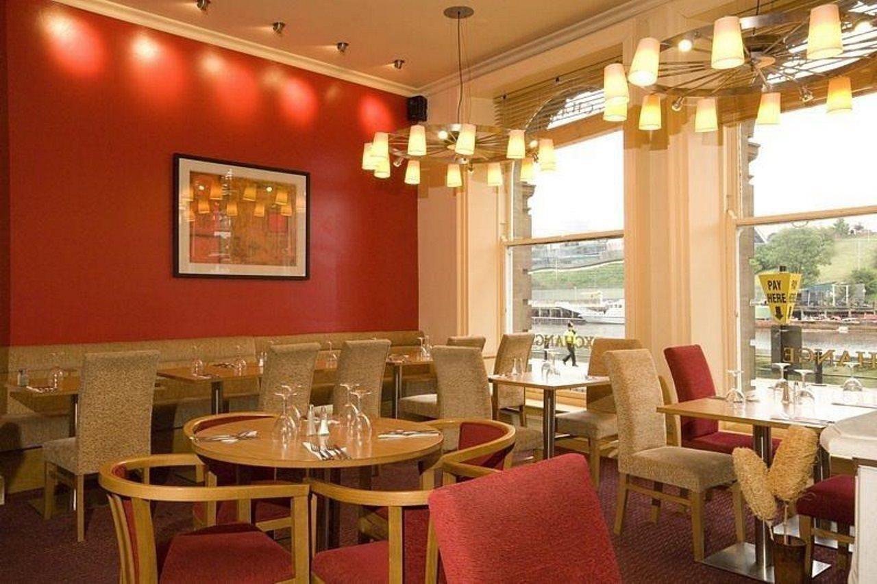Premier Inn Newcastle Quayside エクステリア 写真